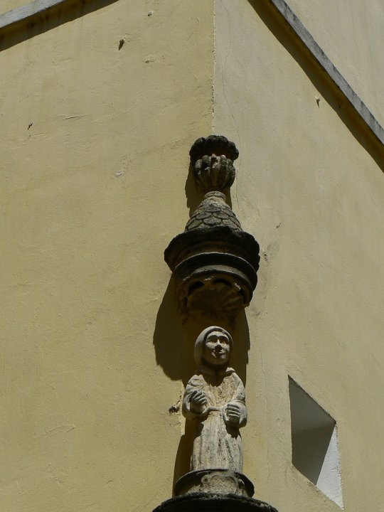 arles1_32