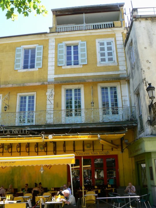 arles1_53