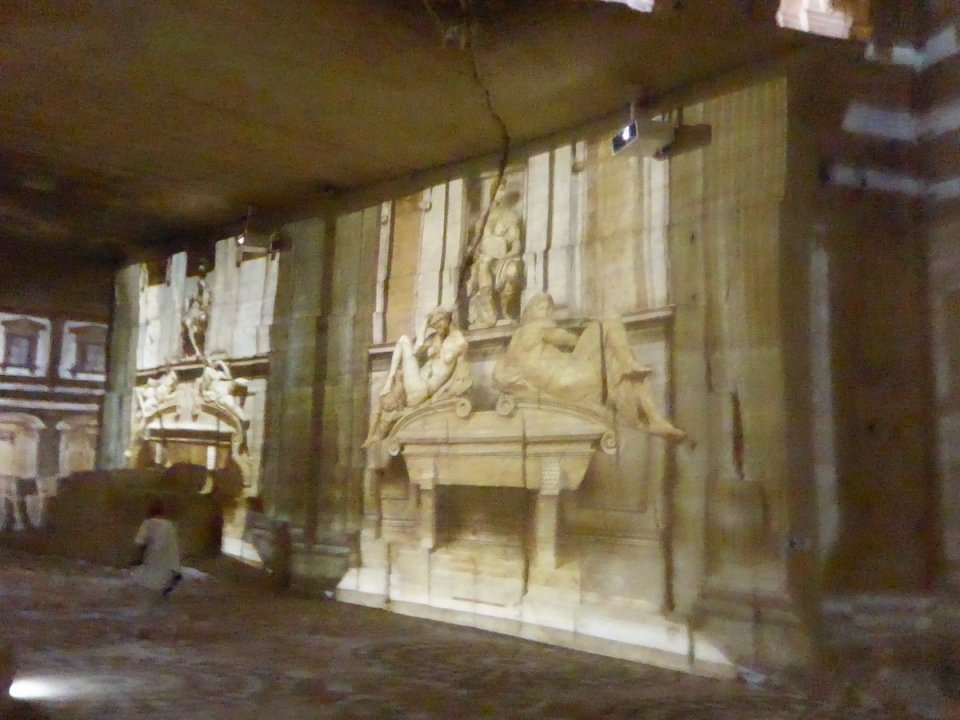arles2_053