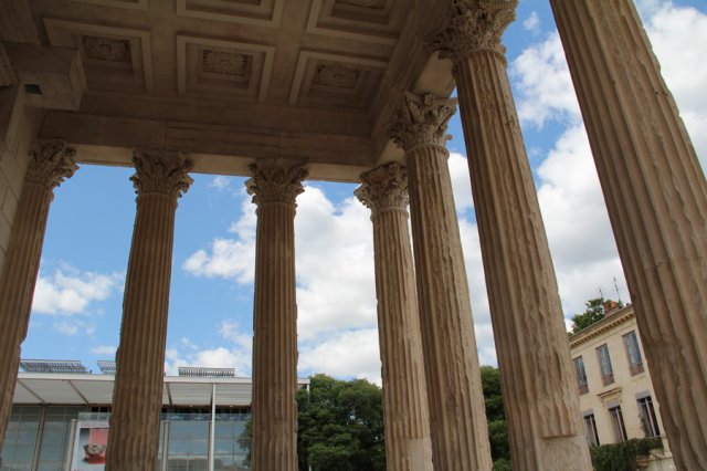 nimes_30