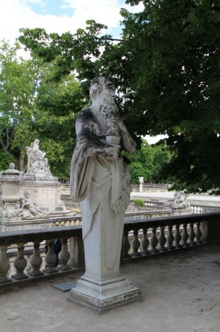 nimes_73