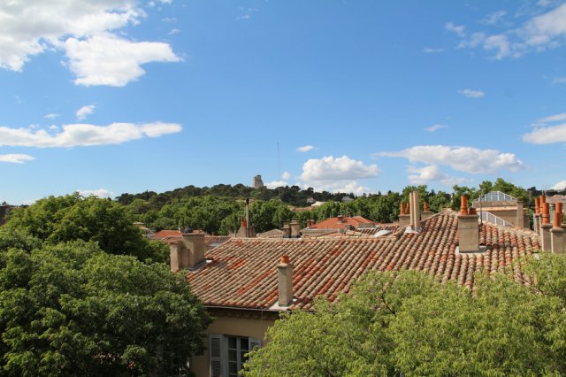 nimes_85
